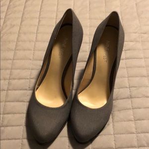 Gray Nine West Pumps